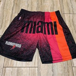 Miami Heat Floridians Mitchell & Ness NBA Swingman Shorts Men's 2XL NWT